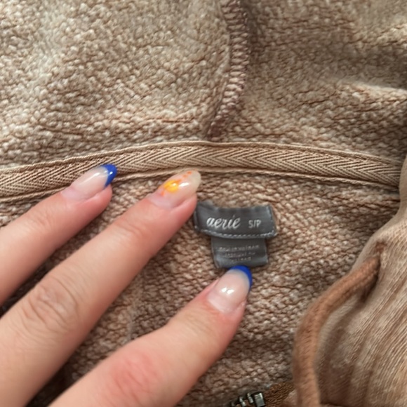Brown American eagle/Aerie oversized zip up. - Picture 2 of 3